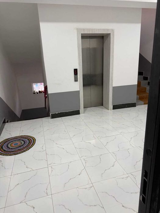 Qorako'lda shinam 3 xonali kvartira, 75 m², 3/5 etaj sotiladi