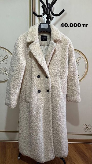 Продам зимние куртки