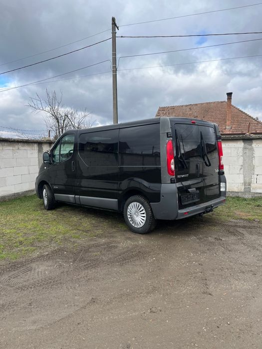 Vand Renault Trafic 2.0 euro 5