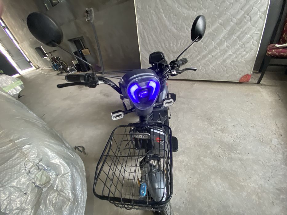 Электрический скутер Sk8