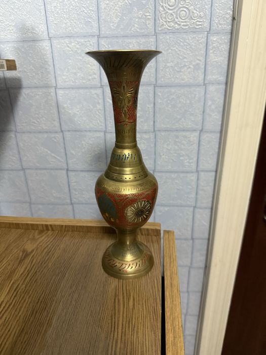 Продается индийская ваза