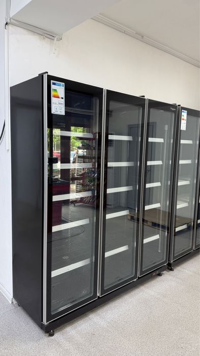 Продается большой холодильник