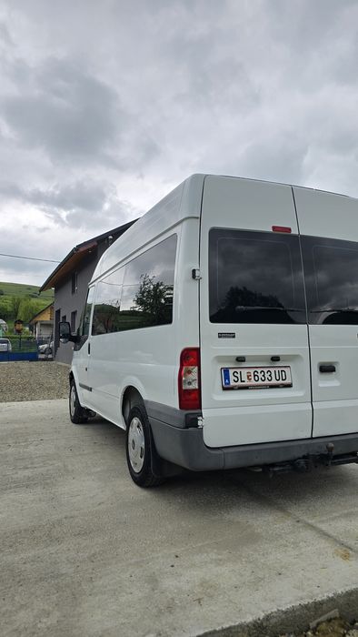 Ford Transit / Tourneo 2.2 Diesel 9 locuri – 2010 – 205.000 km reali