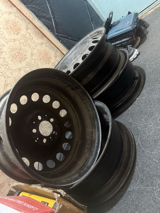 R17 temir diska bmw ga birga bir tushadi