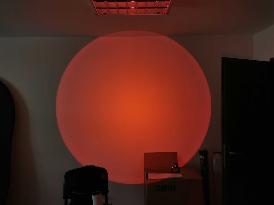 Оптичен спот (Snoot) с Bowens Mount с гобо маски и цветни филтри