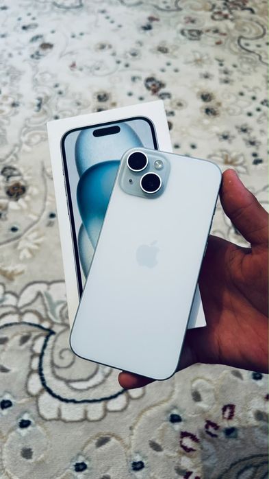 Iphone 15 синий 128/79 идеал