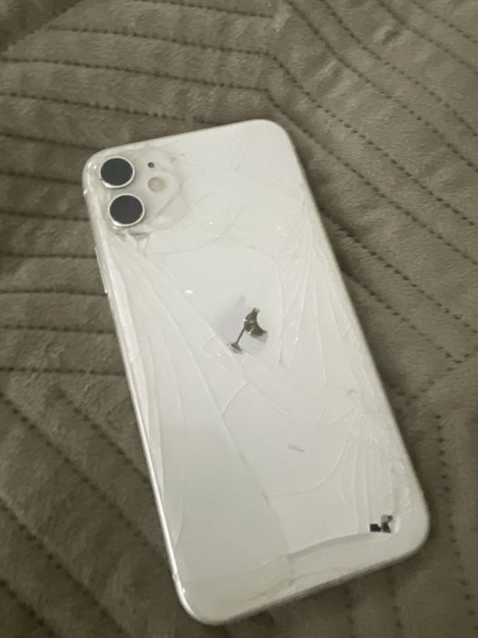 iPhone 11 76% АКБ