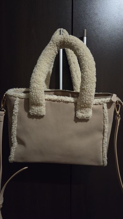 Дамски чанти и раници