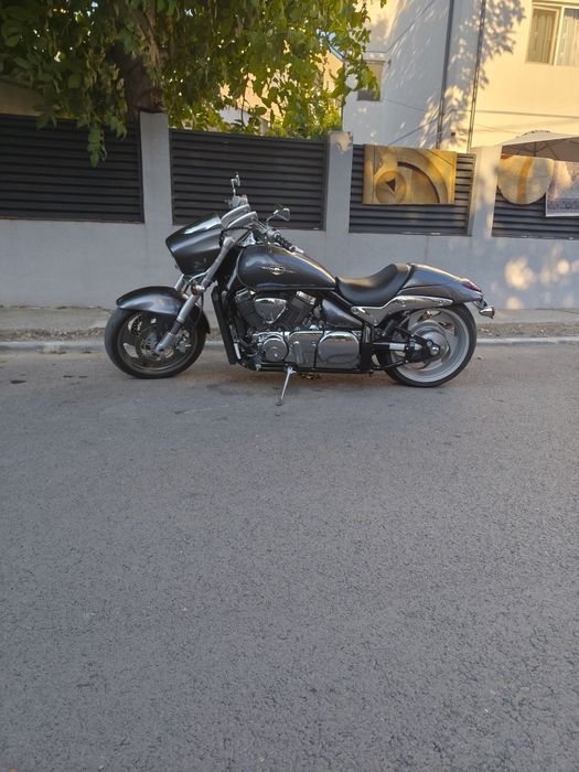 Suzuki intruder bulevard