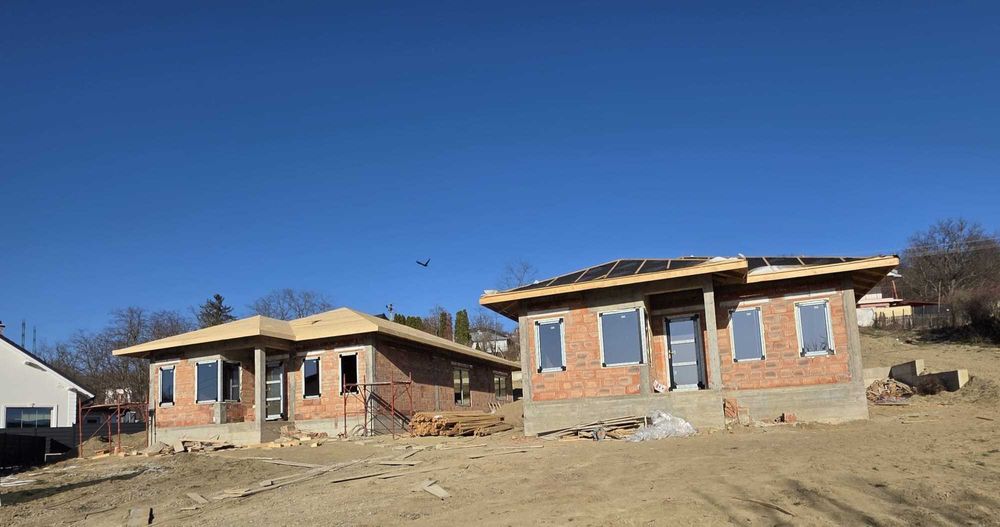 De vanzare CASA parter