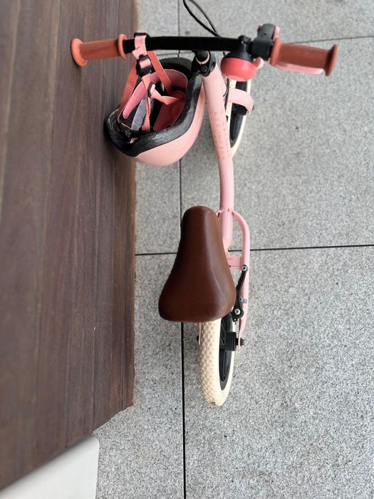 Bicicleta roz Decathlon