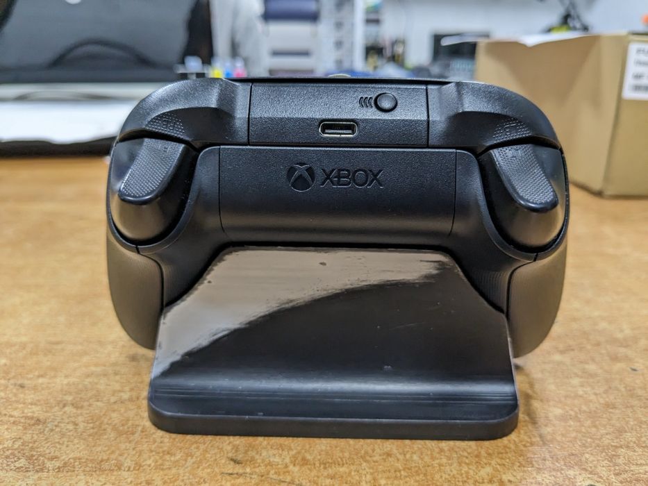 Подставки для геймпада XBOX,  PS4/5