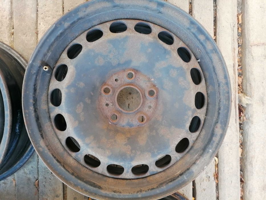 Железни Джанти 16" за гуми 215/65/16