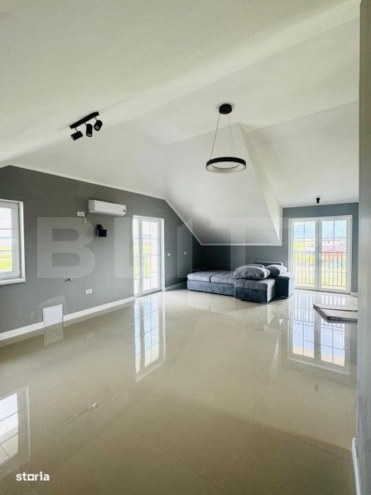 Casa Indiviaduala de vanzare, 6 camere, 215 mp - Stupini