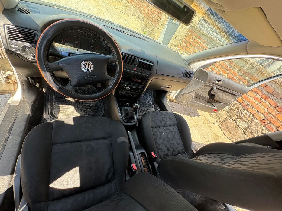 Голф 4 1.9 TDI на части или цяла