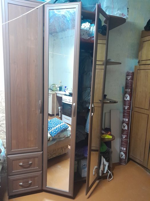 Продам вместительный шкаф