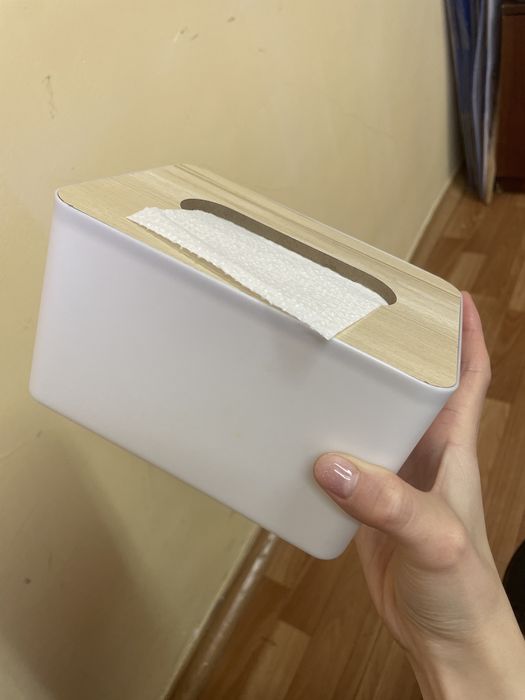 Салфетница (почти новая)