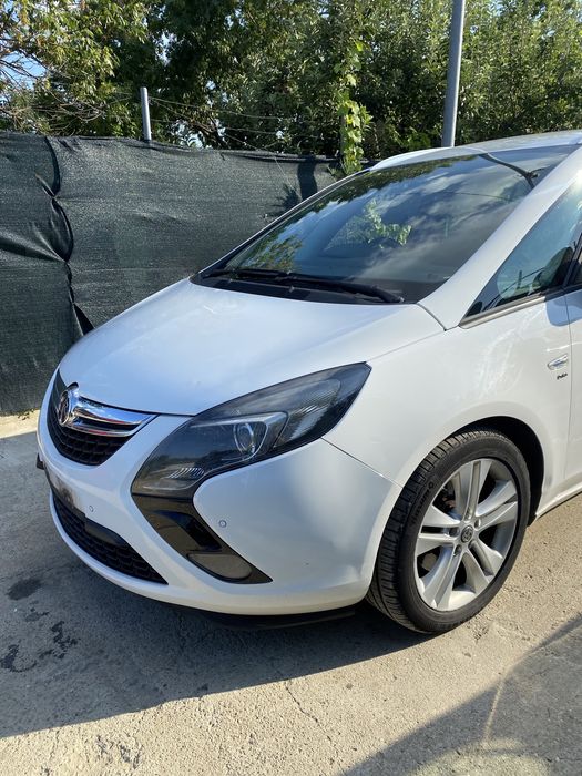 Geam ușă stânga față Opel Zafira C 2014