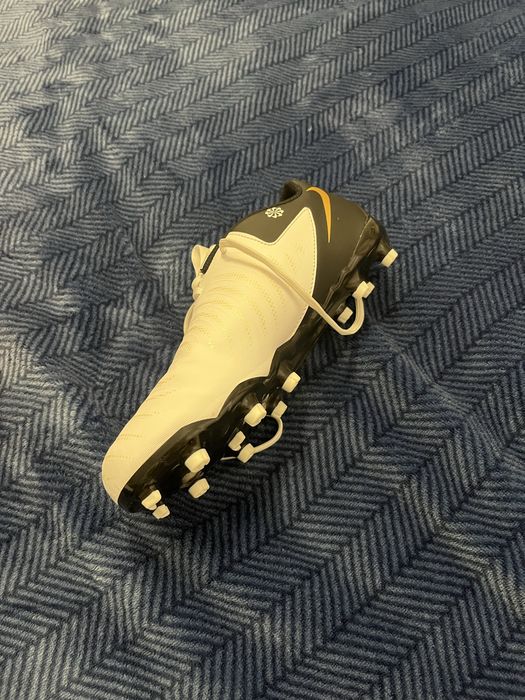 Ghete fotbal nike mercurial