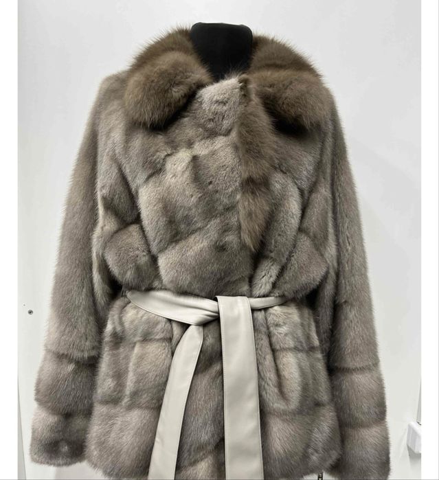 Шуба воротник соболь