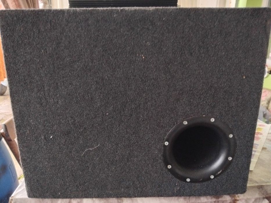 JBL бас каса и усилвател C-SERIES