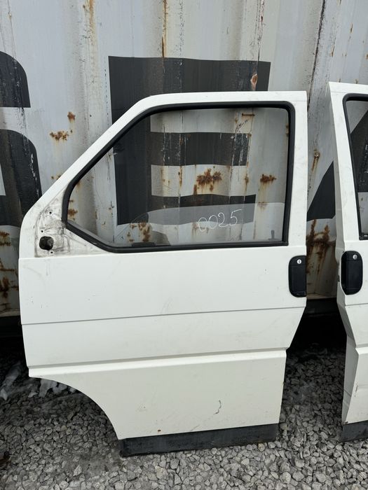 Двери на Т4 из Германии