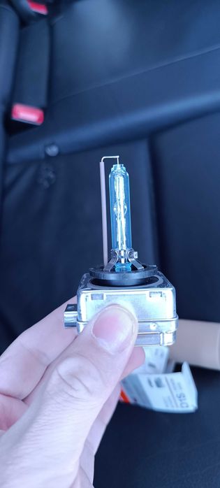 Ксенон крушка на Osram D1S +200% Night Breaker Laser 66140XNL