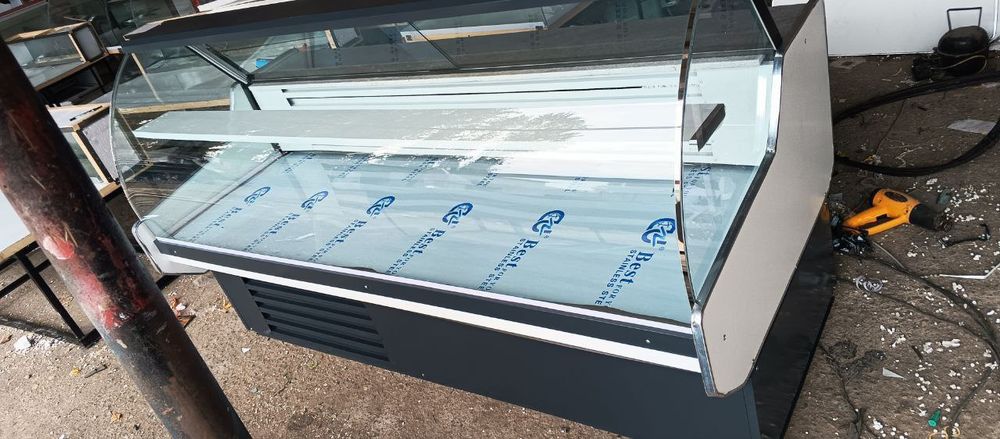 Холодильник ва витриналар