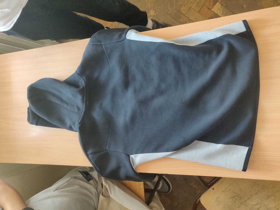 Tech fleece marimea Xs