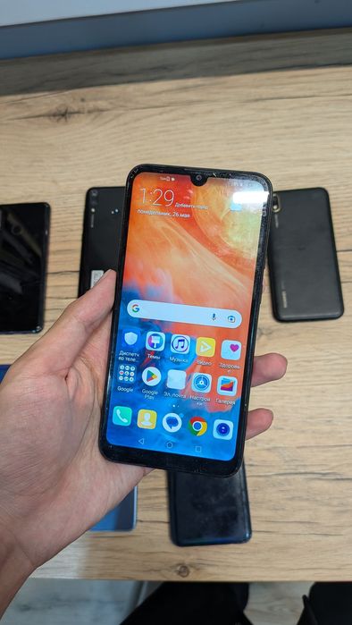 Продам телефоны на ремонт, запчасти
