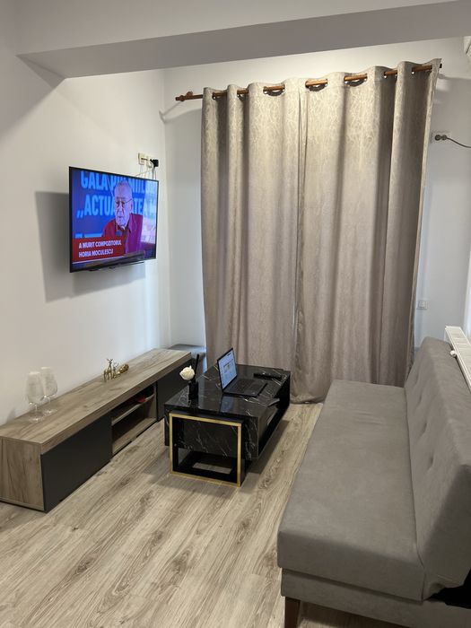 4 draperii crem cu inele – stare foarte bună