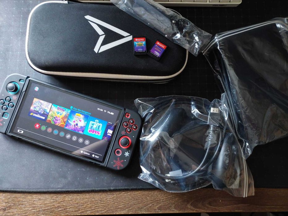 Nintendo OLED + 2 jocuri