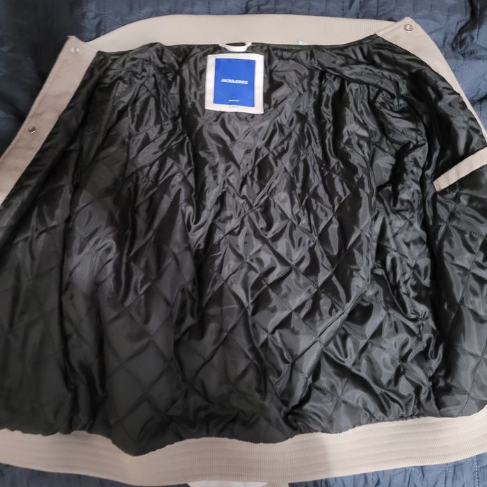 Jacketa Jack&Jones bomber