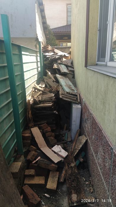 Дрова бесплатно.      .