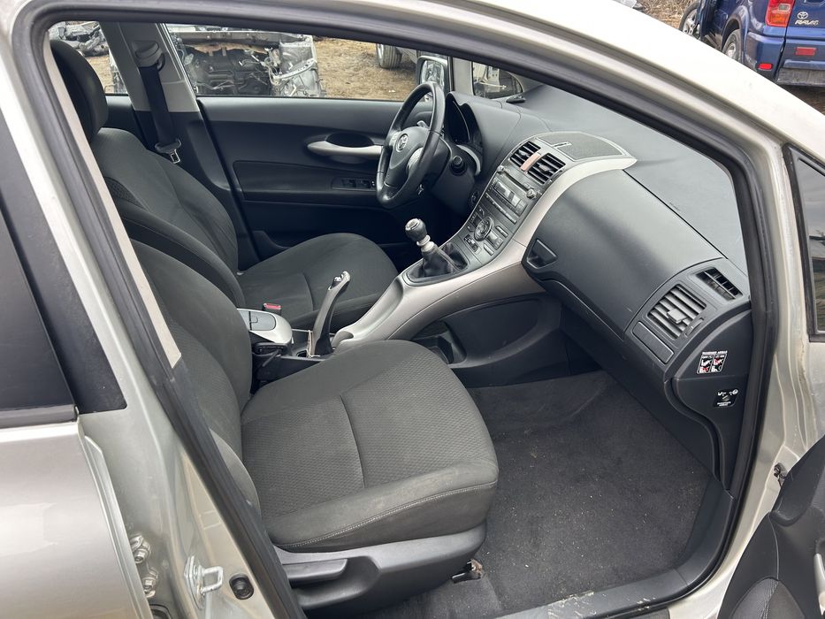 Toyota Auris Тойота Аурис 2.2 dcat 177 кс на части