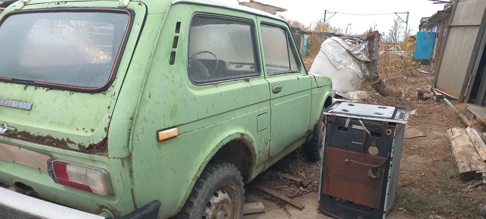 Продам автомобиль НИВА