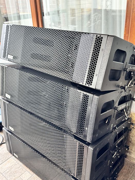Sistem line array activ Lynx Pro 2 basi si 4 top