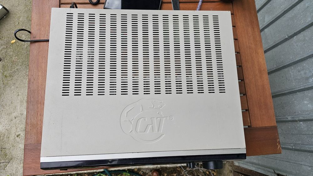 Stație amplificare CAT CS-900