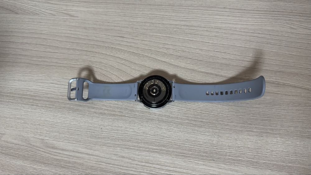 Смарт-часы samsung active 2 серебристые