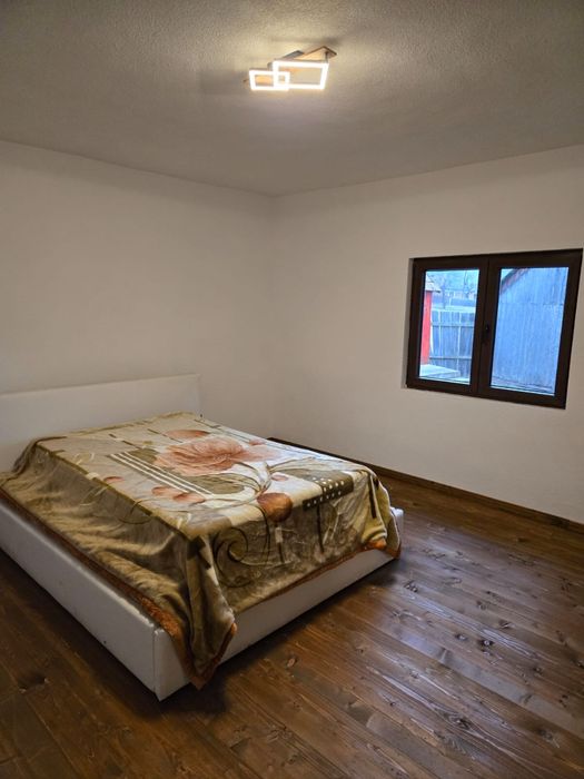 Casa de vanzare complet renovata