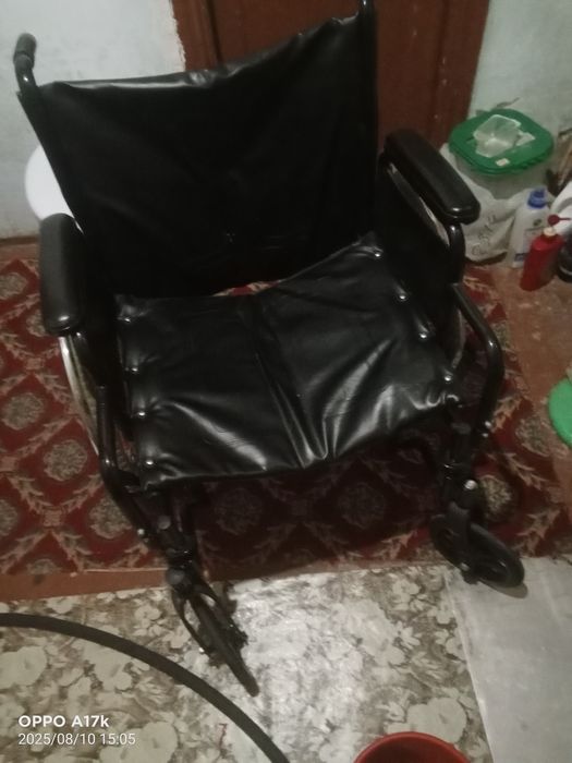 Инвалидная коляска