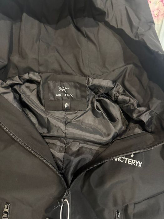 Продам куртку,новая