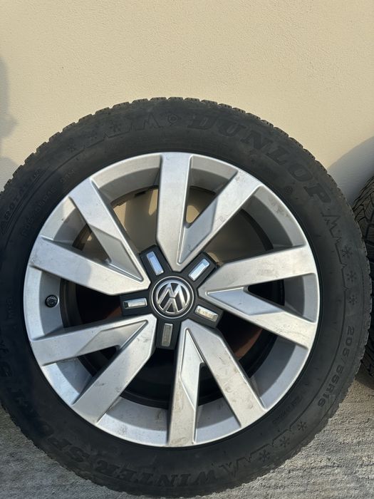 Jenti auto cu anvelope wolksvagen 205/55/16 cu senzori de presiune