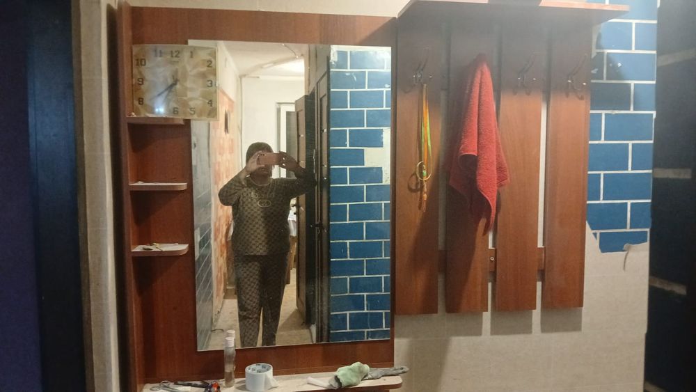 Продаю прихожку..