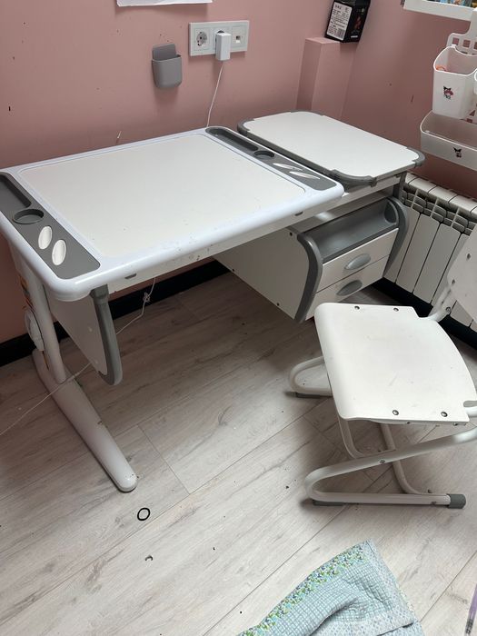 Растущая парта со стулом