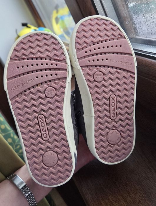 Ghetute Geox fetite, 25