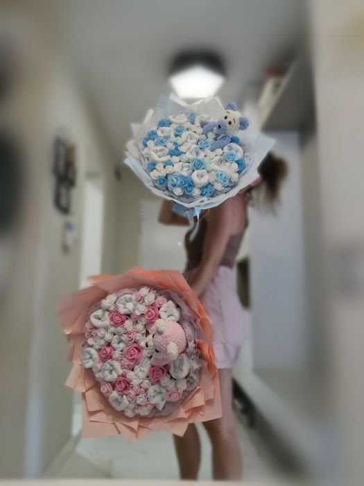 Букет бебе памперси плетен мече вечни рози  погача новородено  1