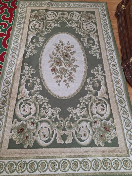 Продам ковер б/у