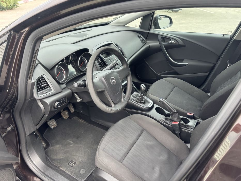 OPEL Astra 2013 — imagine 5