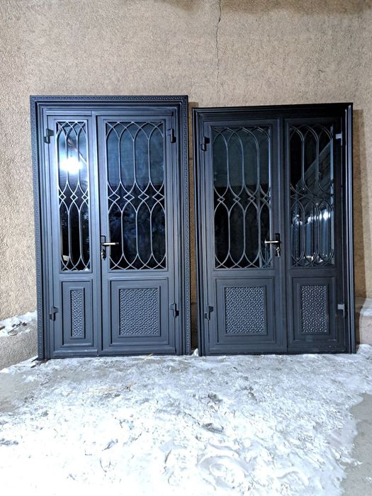 Дарвоза эшик тапчан